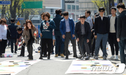 직장인들의 놀이터로 변신한 무교로