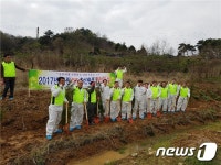 고창부안 축협 깨끗한 축산농장…농가 주변 산울타리 조성 사업