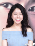 오지은, 환한 꽃미소~