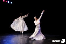 류무용단 창단 15주년 기념 보무-춤을 알리다 공연