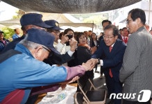 거제도 찾은 홍준표
