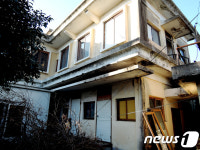 울산 남구 장생포 새뜰마을 옛여인숙 문화거점 변신