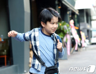 이로운, 내 주먹을 받아라~