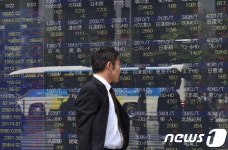 [일본마감] 닛케이 0.5%↑…대장주 소프트뱅크 견인