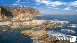 태곳적 신비 간직한 정동심곡 바다부채길