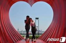 목포 평화광장 연인들의 거리로 탈바꿈한다