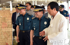 강릉 단오장 찾은 최종헌 강원경찰청장