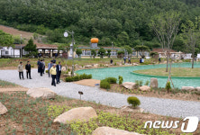 폐교 활용한 마을자립형 사업…삼척 미로정원 31일 개장
