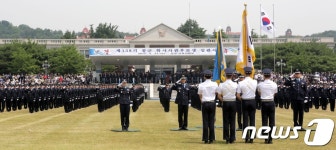 공군 학사사관후보생 장교 임관식 거수 경례