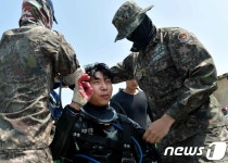 해군-해경 합동성 강화를 위한 합동구조훈련