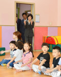어린이집 교육 현장 찾은 추미애 대표