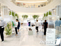현대백화점 이색 리사이클 전시관  ‘엠티 숍