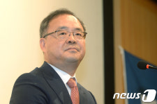 이용수 