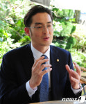 한라석유탐라주유소주 | [인터뷰] “세계 품평회 휩쓴 한라산소주, 제주 담았기에 가능”