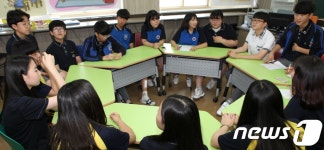 학생회장도 잘못하면 탄핵…중학교 교칙에 신설 추진