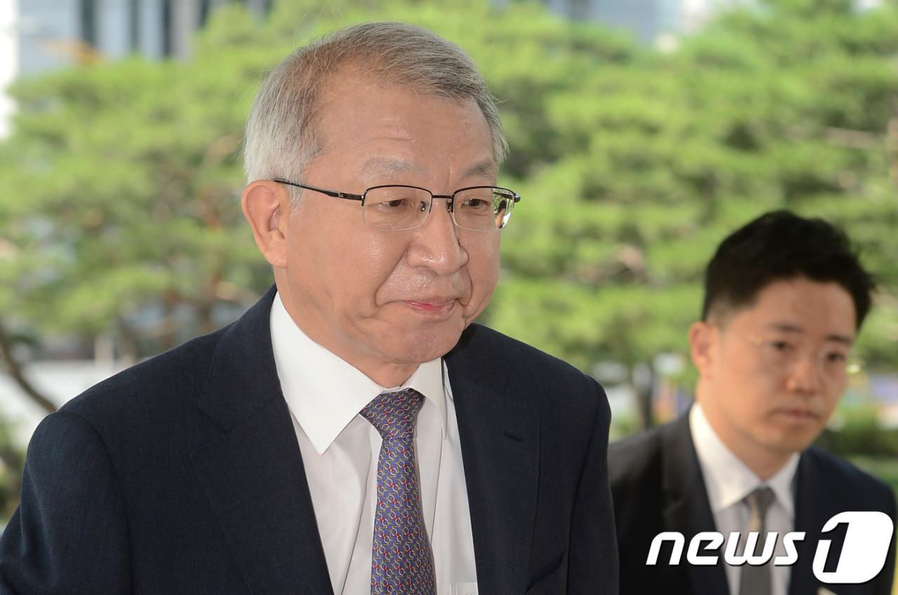 양승태 전 대법원장, 대법원 사건 변호인으로 등록하여 변호사 활동 신분으로 활동 착수