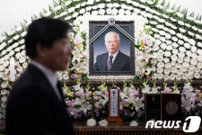 고인이 된 서윤복 옹