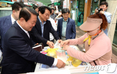 국민의당, 수원 정자시장 방문