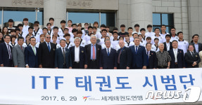 북한 태권도 시범단, 경희대학교 태권도학과 방문