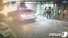 양수터진 만삭 산모가 있어요…새벽에 산모 후송한 경찰 