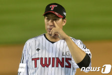 영구결번식에서 눈물 보인 이병규