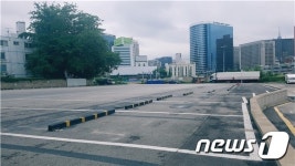 유커 발길 끊겨 서울 관광버스 전용주차장 한산