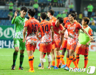 제주 , 전북에 2대 1 승리 