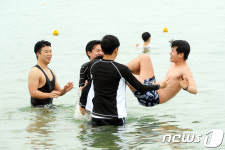 바다 속으로~