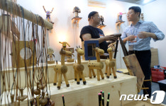 아기자기한 원목 핸드메이드 소품들