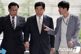 '원세훈 결심…법원, 檢 증거기각 이의신청 받아들일까 ?'