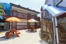 얼음골부터 시례소·밀양댐·영남루 등 밀양계곡 펜션만의 매력