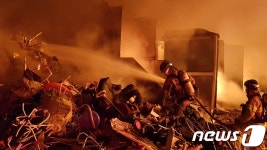 고양 재활용선별장에 불…4시간만에 진화