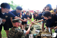 (주)아워홈 해병대병영식당포항점(교훈단) | [화보]포항 美해병기지서 대학생 30명 병영체험