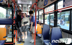 151번 버스에 설치되는 소년상