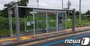 ‘와이파이부터 휴대폰 충전까지’ 달라진 제주 버스정류장