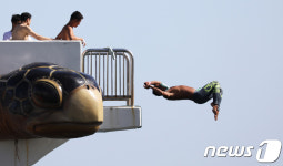 이렇게 뛰어볼까?