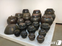 ‘진안고원형 옹기장의 손내사람, 옹기이야기’ 특별展