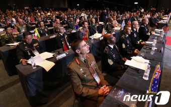 '태평양 지역 육군 고위장성들이 한자리에'