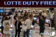 롯데면세점-인천공항 임대료 갈등 풀리나…벼랑끝 대화 성사