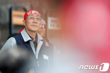 119일의 농성 마친 김진석 수석부지부장