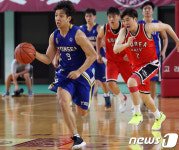 연세대, 맞수 고려대 완파…대학농구리그 2연패 눈앞