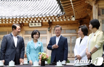 안보라인 문책론 등 안보 공방 불가피…오늘 靑 영수회담은