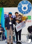 백용기 장수농협 번암지점장, 모교 농협대에 1천만원 기탁
