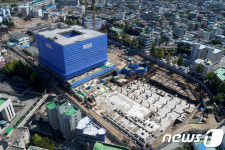 춘천 신시청사 본관 8층 윤곽 드러내···공정률 37%