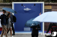 청계천에서 만나는 업사이클 예술