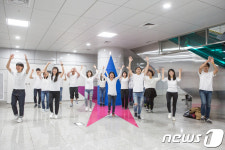지하철역에서 펼쳐진 플래시몹