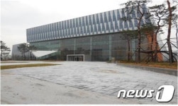 셀프 과제 끼리끼리…교문위, 콘진원 지원 행태 질타