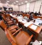 공영식품기소야여의도 | [국감]한국당, 한달 만에 다시 '국회 보이콧' 검토?