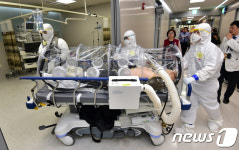 이것이 음압 특수이송 침대