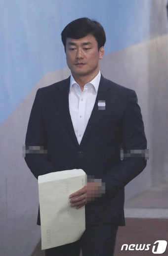 '비선진료 방조' 이영선 前경호관, 항소심 결심 공판 출석